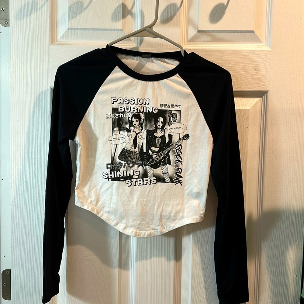 SHEIN LONG SLEEVES TSHIRT